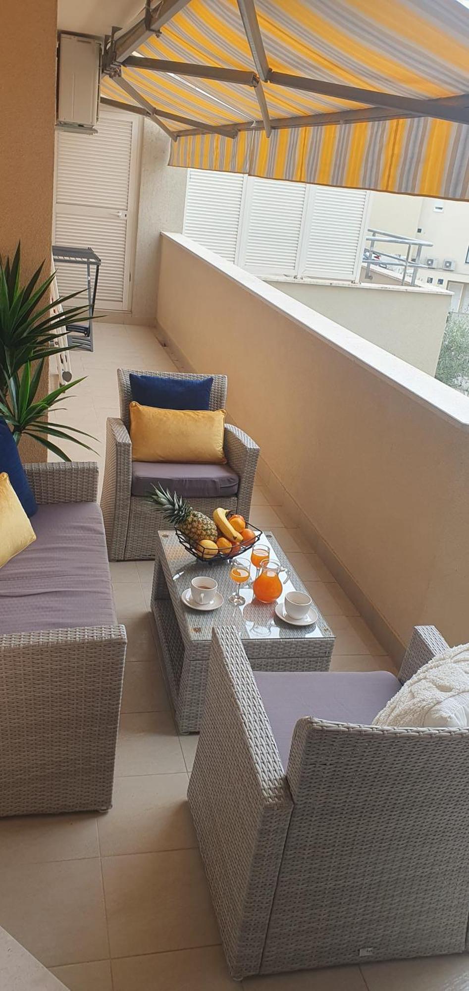 Jass Next To Mall Of Apartman *